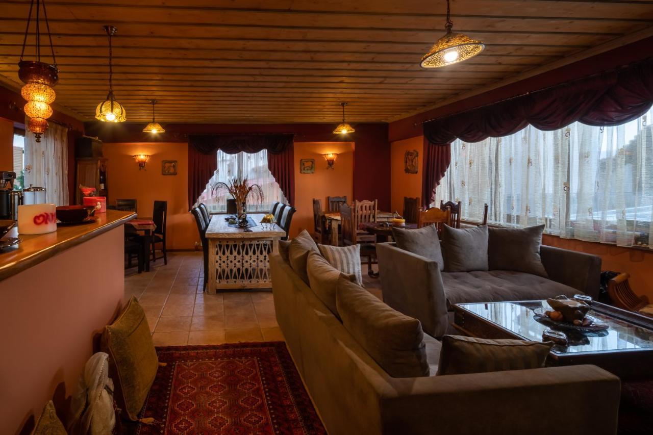 Ontas Guesthouse & Spa Arachova Exteriör bild